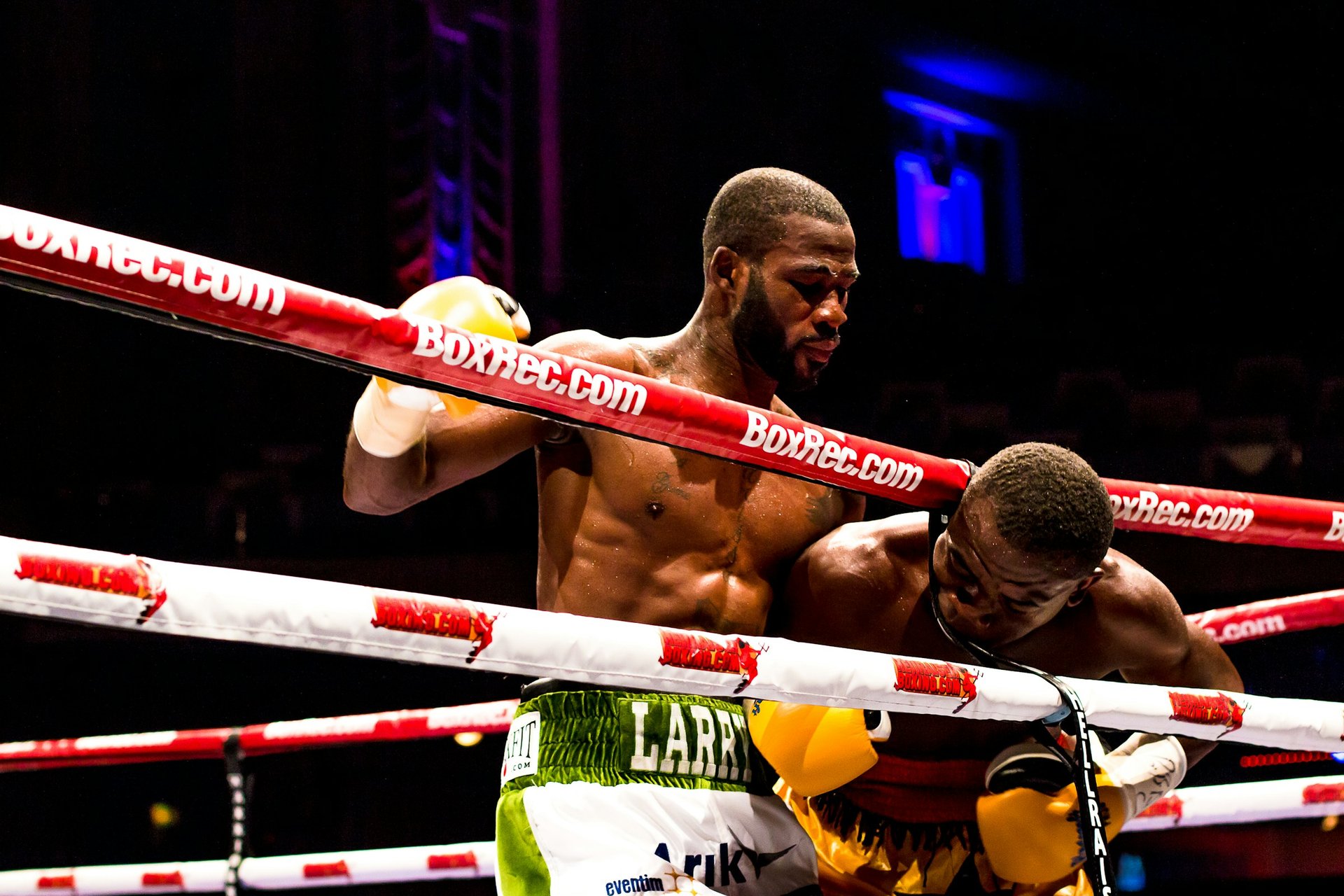 How to select the right coach for developing young UK boxers ...